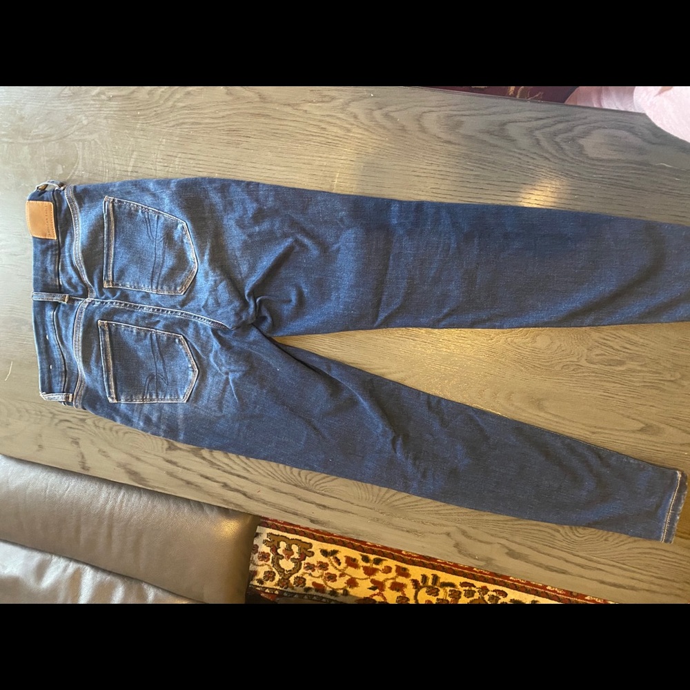 Jean - Picture 3 of 4